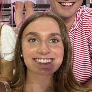 Meet your Posher, Bella